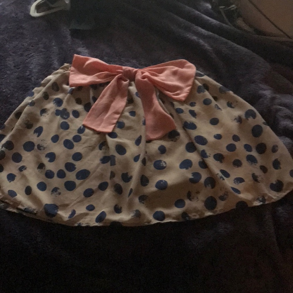 Super cute polka dot skirt - Picture 1 of 4